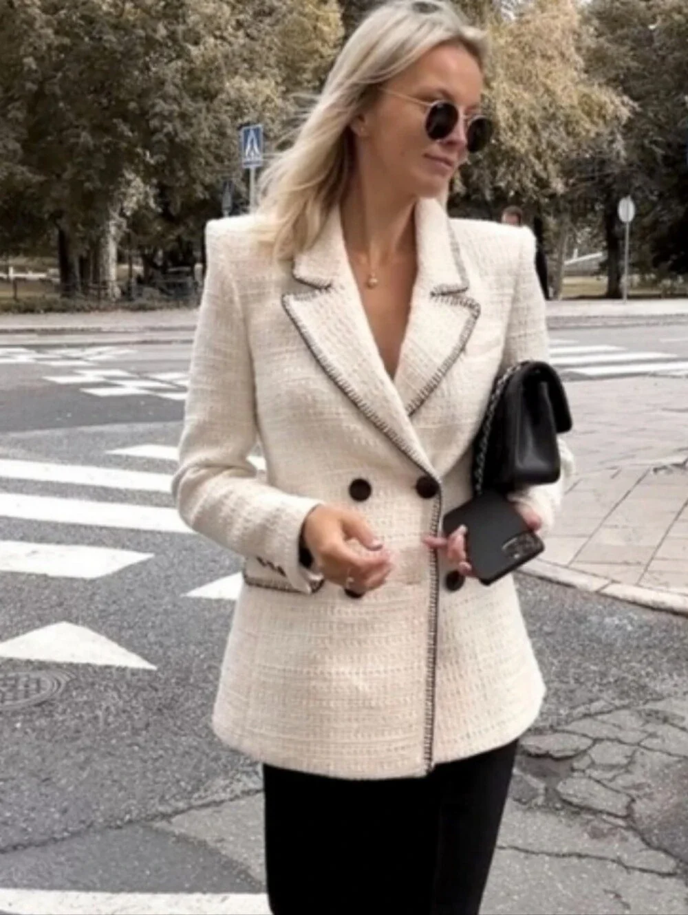 Zara  Double Breasted Whote Black Blazer Size S